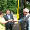 Сосницька гімназія отримала новий шкільний автобус на свято останнього дзвоника
