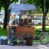 Заявки на конкурс підприємці, які бажають продавати каву та вуличну їжу в Чернігові, можуть подавати до 25 червня
