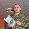 Військові журналісти презентують книгу про воїнів-героїв АТО у чернігівських навчальних закладах