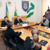 Начальник поліції Чернігівщини Едуард Альохін розповів журналістам про розслідування факту резонансного побиття школярки
