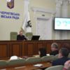 Підвищити зарплату працівників робітничих професій ЖЕКів до 4200-4500 гривень на руки доручив Чернігівський міський голова