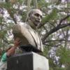 В Чернігові повернули на місце пам’ятники Коцюбинському та Пушкіну, вкрадені 8 місяців тому. ВІДЕО