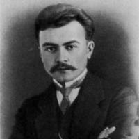 Лев Ревуцький