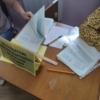 КВУ: На виборчій дільниці у Прилуках спостерігачі зафіксували вже підписані протоколи