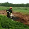 Семенівський район: вогнеборці ліквідовують пожежу на торфовищі