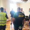 В Чернігові слідчі спільно з оперативниками УСР затримали директора держпідприємства за вимагання та отримання неправомірної вигоди