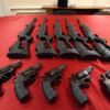 Гвинтівки та револьвери в паливному баку російського 