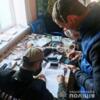 Поліцейські викрили шахрая, що торгував в Інтернеті неіснуючим товаром