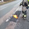На дорогах області вже працюють з холодним асфальтобетоном