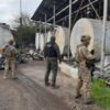 Прикордонники викрили схему з ввезення та розповсюдження контрафактного пального. В двох областях пройшли обшуки