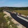 На ділянці дороги Н-07 по Манжосівці уклали фінішний шар нового покриття