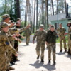 На українському кордоні – ворог не перешкода для єднання люблячих сердець