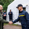 Денис Шмигаль нагородив саперів, які займаються розмінуванням Чернігівської області