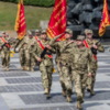 Головнокомандувач ЗСУ генерал Валерій Залужний вручив Бойові Прапори бригадам територіальної оборони