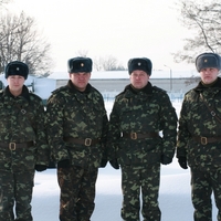 Капітан Олександр Кириченко, підполковник Анатолій Таранюк, підполковник Олександр Соннік і капітан 